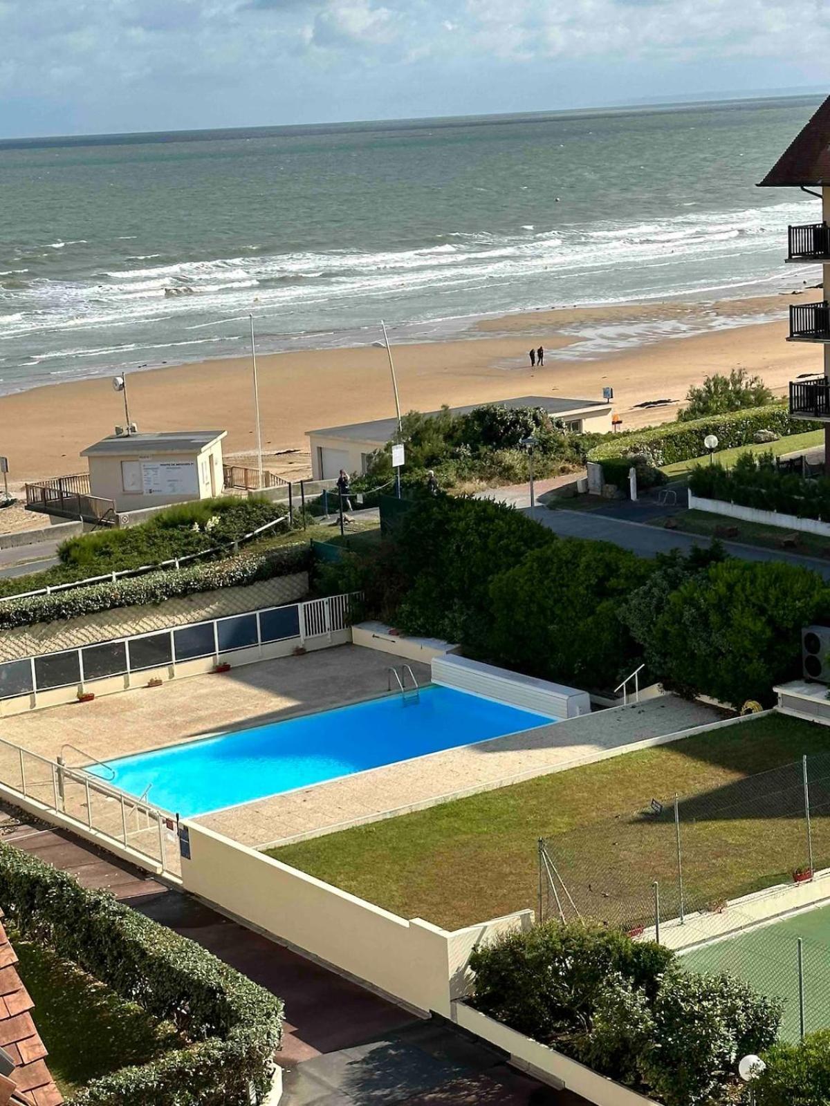 En Bord De Mer, Piscine Et Tennis Appartement Cabourg